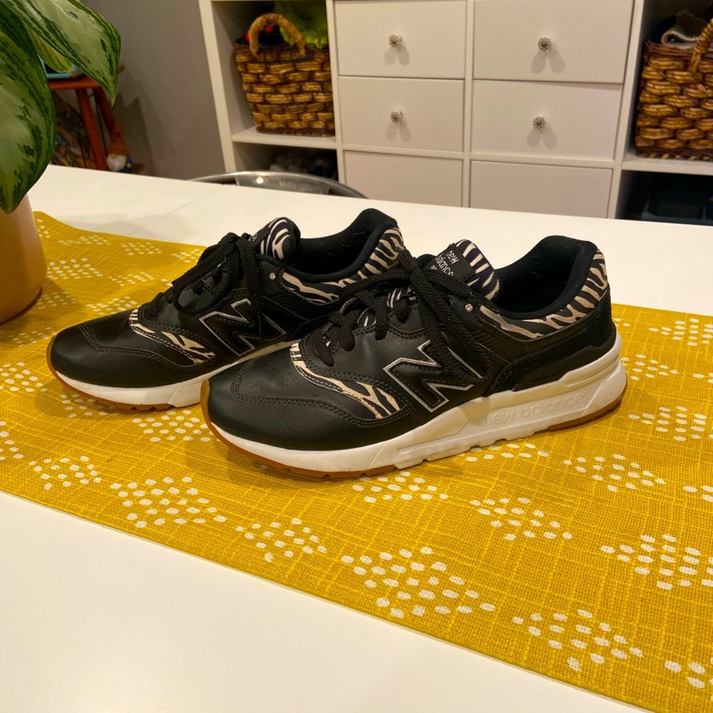 New balance 997H zebra print sneaker